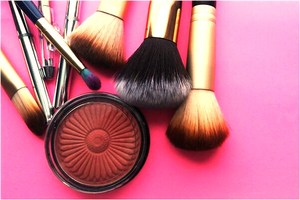 夢到了家裡裝修顏色草綠色會是什麼預兆_周公解夢官網