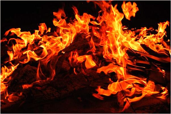 夢到自己買了紅色褲子是什麼徵兆_周公解夢官網