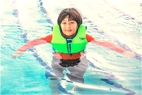 夢到了一個普通的男生朋友摸是什麼意思_周公解夢官網