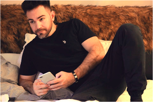 夢見水衝到床上怎么說_周公解夢官網