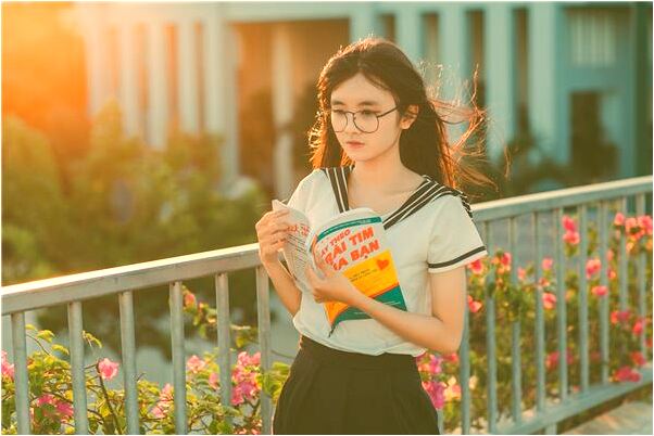 夢到別人給我理髮是怎么回事_周公解夢官網