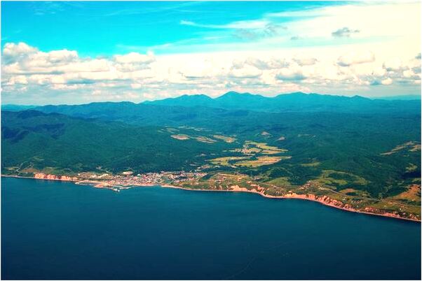 夢到朋友和我看到好多人帶白帶是咋回事_周公解夢官網