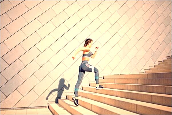 夢見和人被困在密室有什麼預示嗎_周公解夢官網