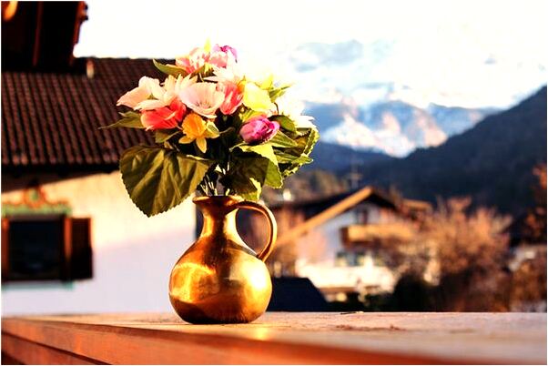 夢見坐著白色車子有什麼含義_周公解夢官網