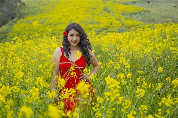 夢見紅睡衣是吉兆嗎?_周公解夢