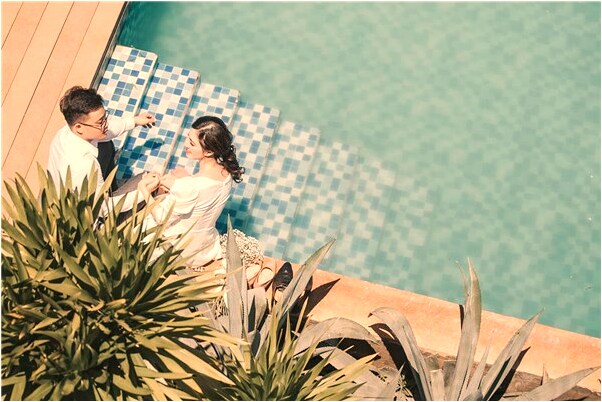 夢到水把船沖翻我還在船上是好的徵兆嗎_周公解夢官網