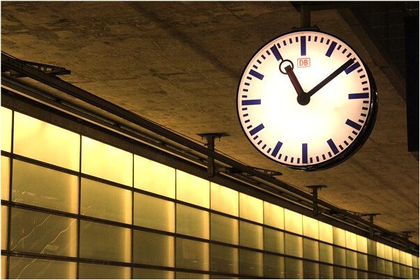 夢到了看著陌生男人的臉有什麼預示嗎_周公解夢官網