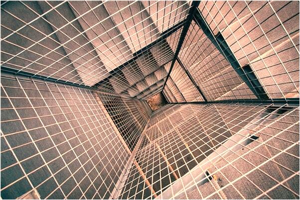 夢見錢卡一半在喉嚨會怎么樣_周公解夢官網