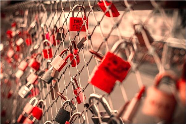 夢到了女同事在我家玩是什麼意思_周公解夢官網