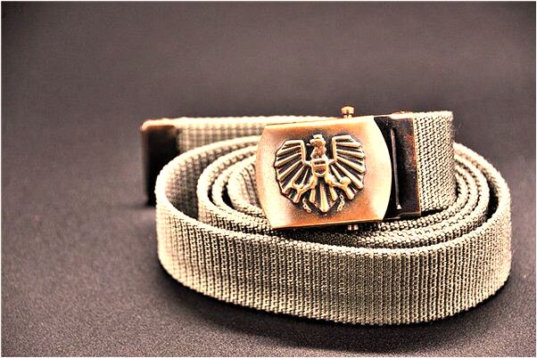 夢見家人變成蛇有什麼含義_周公解夢官網