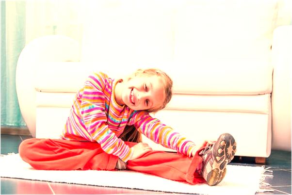 夢到了在水中撈到魚意味著什麼_周公解夢官網