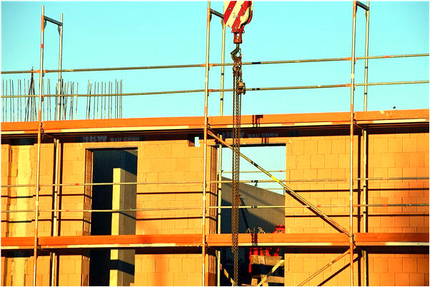 夢見和相識的男人親吻是什麼意思_周公解夢官網