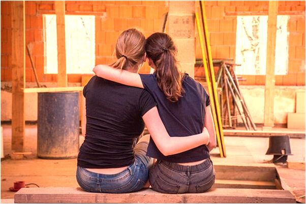 夢到男孩入懷有什麼意思_周公解夢官網