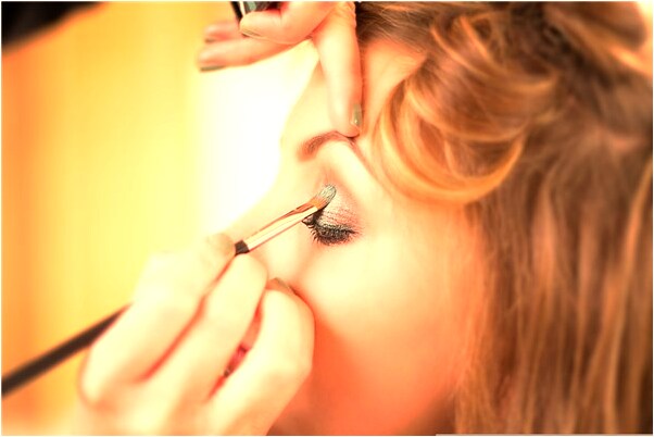 夢到了撈魚有活魚有死魚是什麼預兆_周公解夢官網