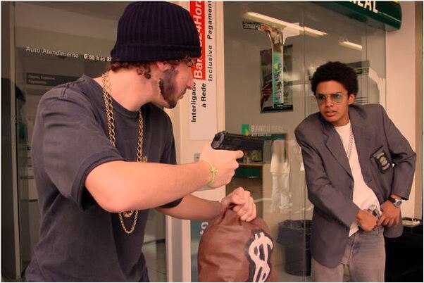 夢到了做的雙眼皮變單了是什麼預兆？_周公解夢官網