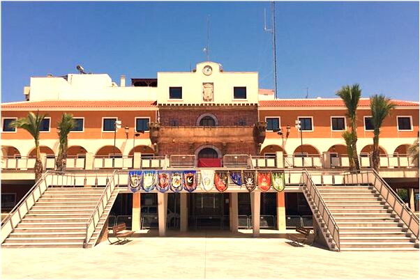 夢到了蠶咬了蜘蛛有什麼意義嗎_周公解夢官網