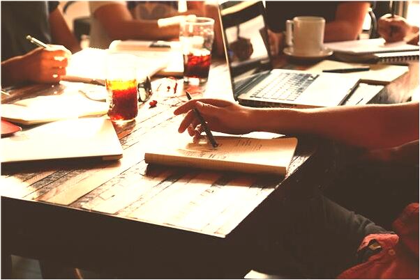 夢到賣狗肉是啥預兆_周公解夢官網