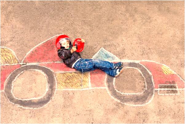 夢到了自己踩到金黃色的大便是咋回事_周公解夢官網