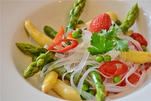 夢見吃米粉_周公解夢