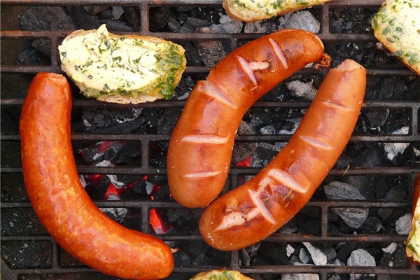 夢見吃腸是什麼預兆_周公解夢