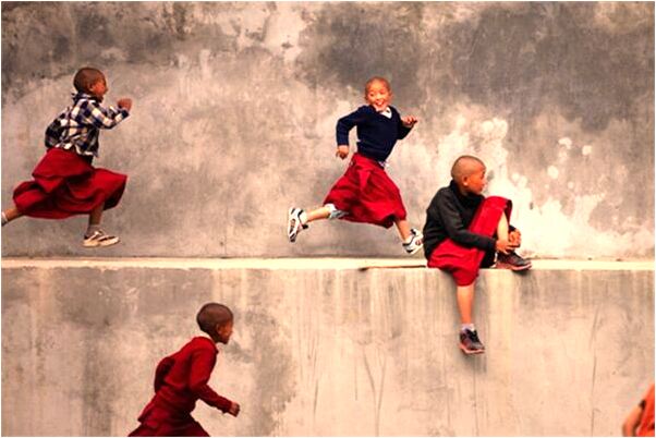 夢見樓下搭靈棚是什麼徵兆_周公解夢官網