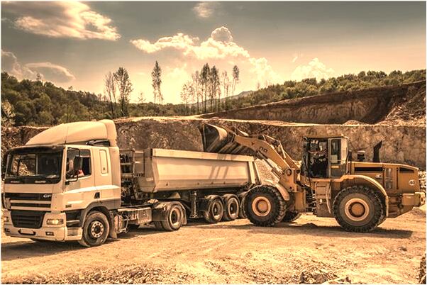 夢到幫別人唱歌代表什麼_周公解夢官網