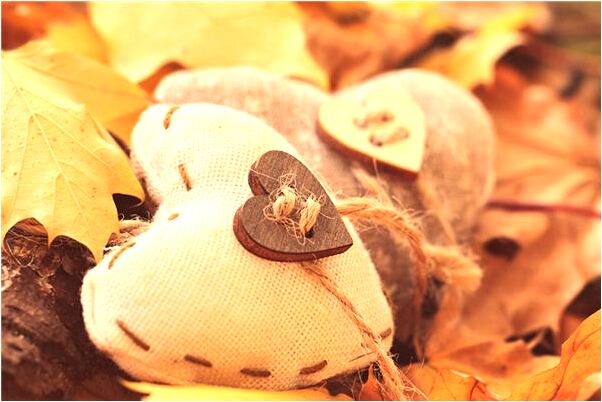 夢到了我和前男友在床上相吻有什麼含義_周公解夢官網