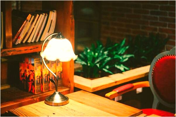 夢到被人背著從高處跳下是什麼啟示_周公解夢官網