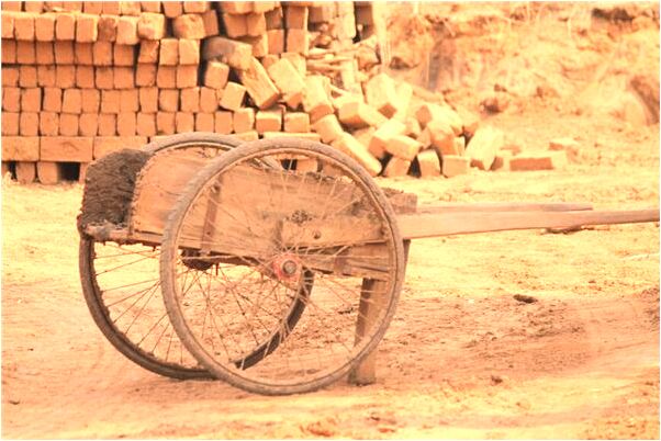 夢到洪水卻沒淹到我是什麼預兆？_周公解夢官網