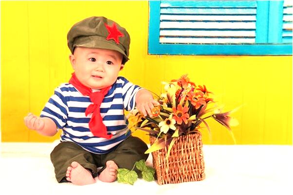 夢到了蛇咬了我左手腕意味著什麼_周公解夢官網