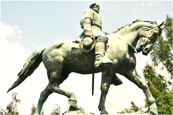 夢到父親被狗咬什麼寓意_周公解夢官網