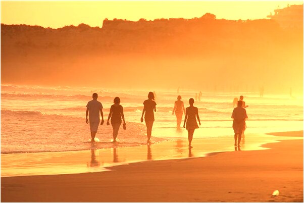 夢到了幾個朋友一塊洗澡是凶兆還是吉兆_周公解夢官網