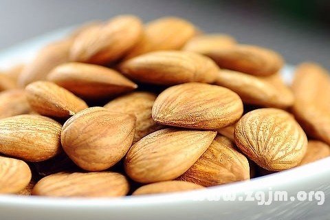 Dream of almond