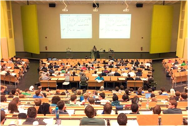 夢見黑鞋丟了找了雙白鞋是好是壞_周公解夢官網