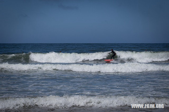 夢見划船掉水裡了_周公解夢夢到划船掉水裡了是什麼意思_做夢夢見划船掉水裡了好不好_周公解夢官網