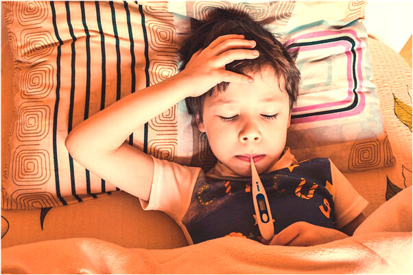 夢見兩條蛇跑出來咬我有什麼寓意嗎？_周公解夢官網