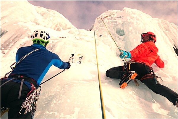 夢見父親穿白衣服是什麼意思_周公解夢官網