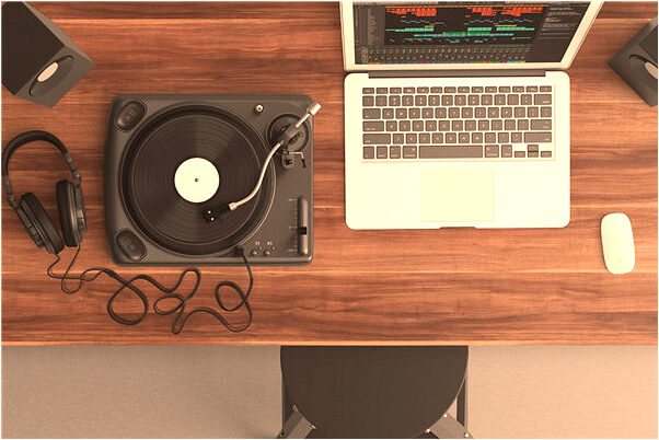 夢到了自己走在古堡的街道中什麼預兆_周公解夢官網