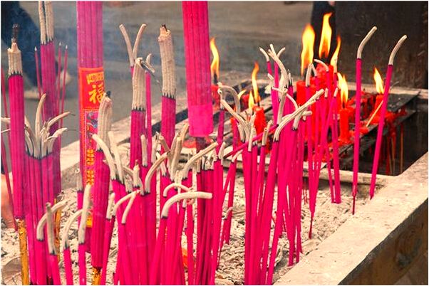 夢到老是在海里游泳是啥預兆_周公解夢官網