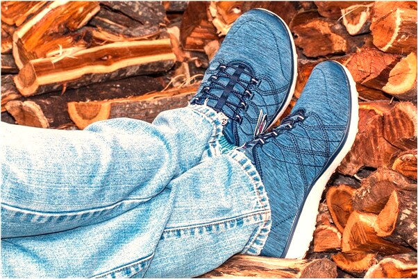 夢到了走懸崖中間走最後脫險是什麼意思_周公解夢官網