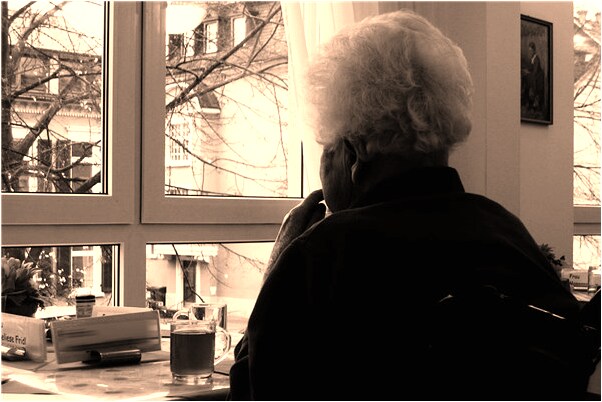 夢到自己穿別人的文胸是好是壞_周公解夢官網