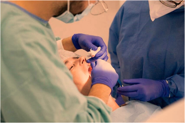 夢見死笨蛋代表著什麼？_周公解夢官網