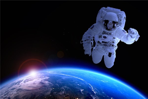 夢到了去太空是啥意思_周公解夢