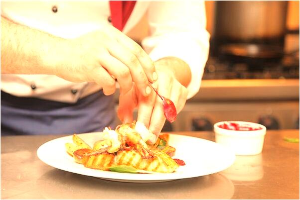 夢到自己變成鬼神是什麼徵兆_周公解夢官網