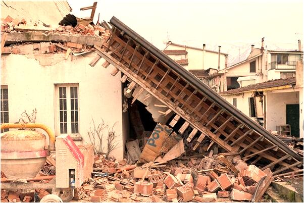 夢見修房子什麼預兆_周公解夢官網