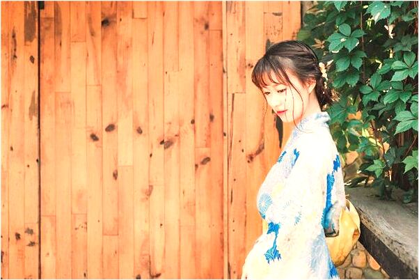 夢到父親抱著我跑的預兆_周公解夢官網