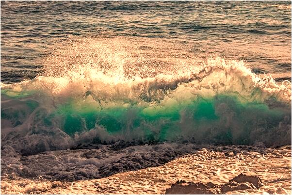 夢到弟弟跳進水裡不見出來會有什麼預兆_周公解夢官網