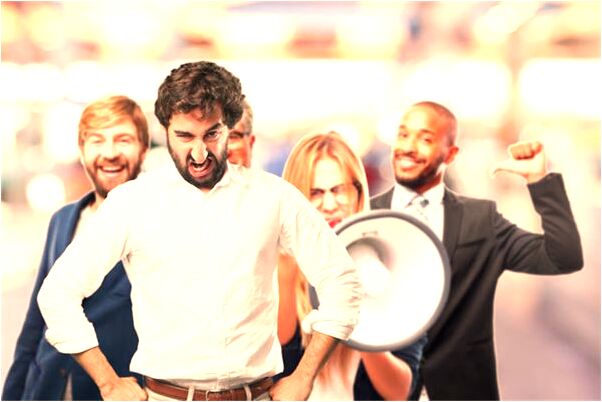 夢到天上同時瓢許多花瓣和大雪是什麼啟示_周公解夢官網