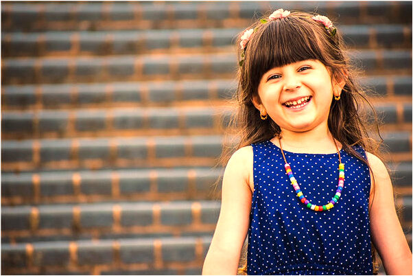 夢到了抱著漂亮女兒燒火會是什麼預兆_周公解夢官網