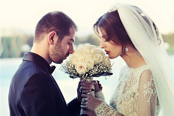 夢見前女友結婚_周公解夢